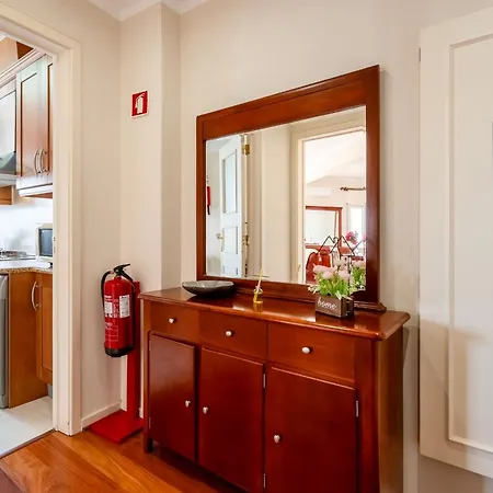 Cosy 2bdr Flat In Downtown By Lovelystay Apartamento Distrito de Faro