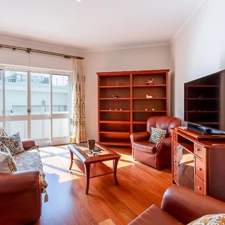 Cosy 2bdr Flat In Downtown By Lovelystay Distrito de Faro