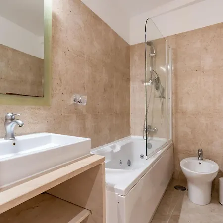 Apartamento Cosy 2bdr Flat In Downtown By Lovelystay